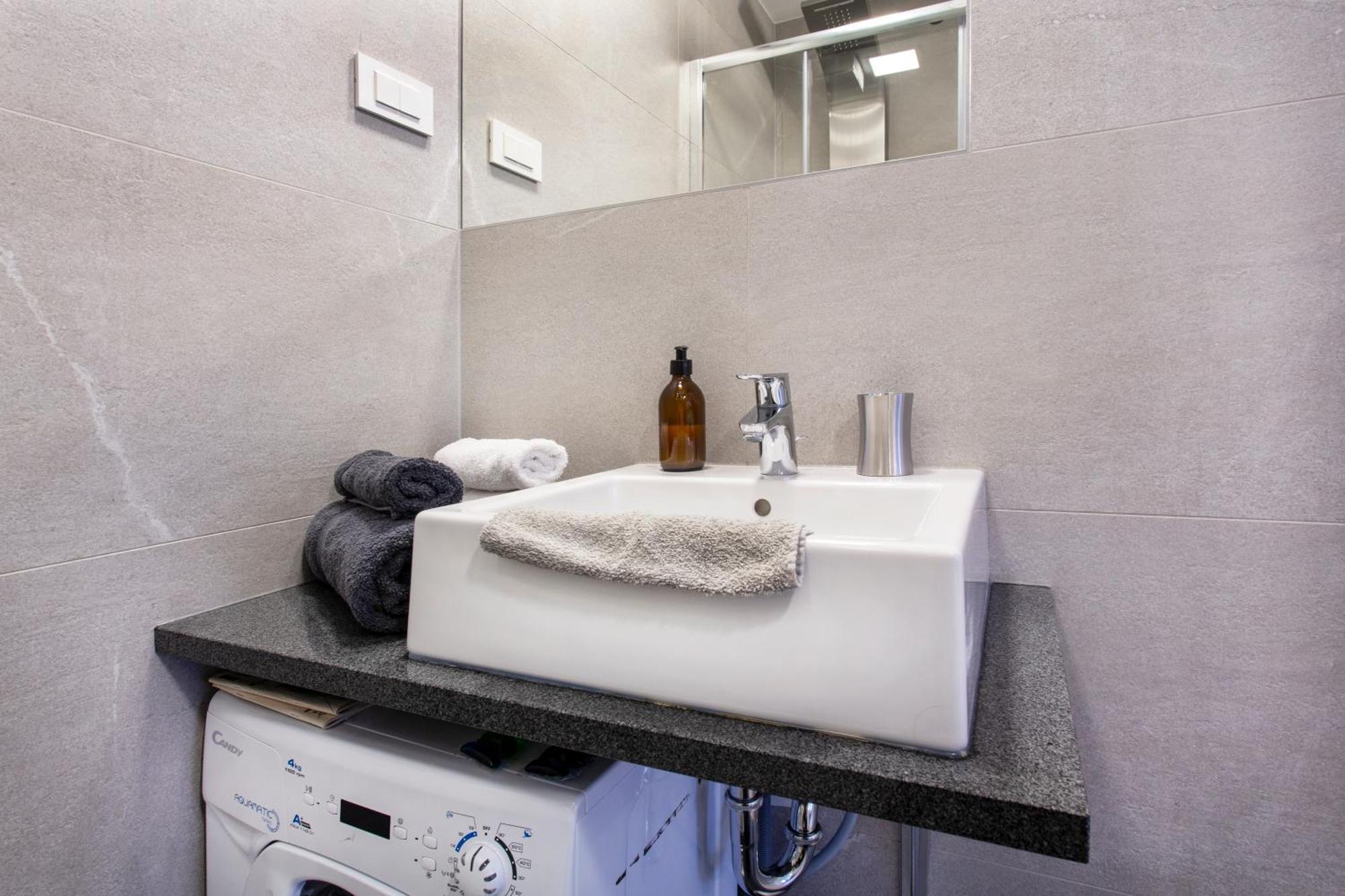 Urban Style By Loft Apartahotel *